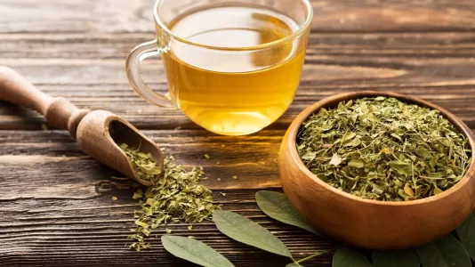 6 Minuman yang Bisa Bantu Diet Tanpa Tersiksa